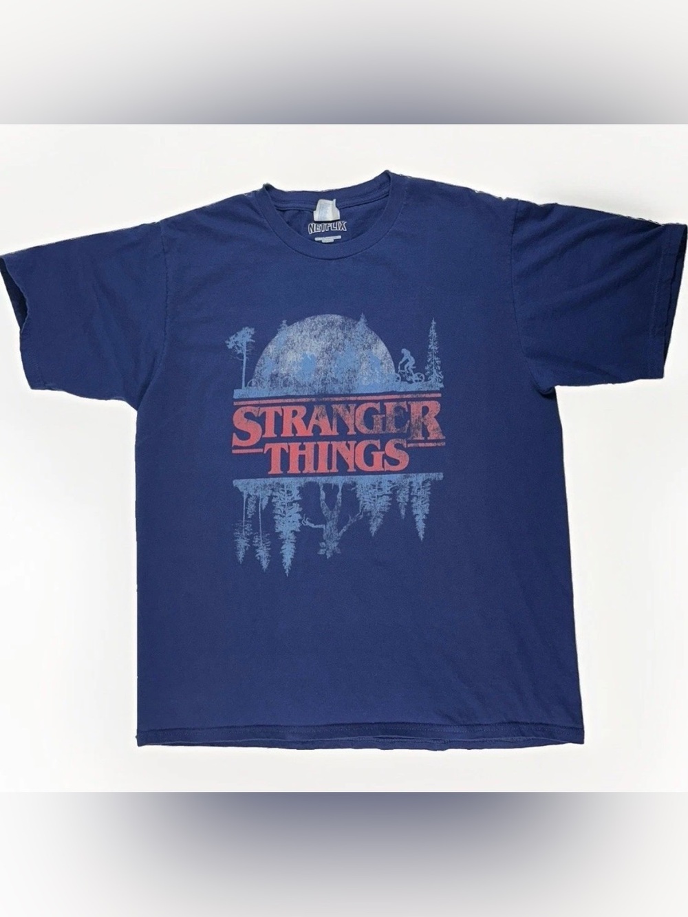 Netflix Stranger Things Graphic T Shirt L Blue Official Logo Horror TV Series
